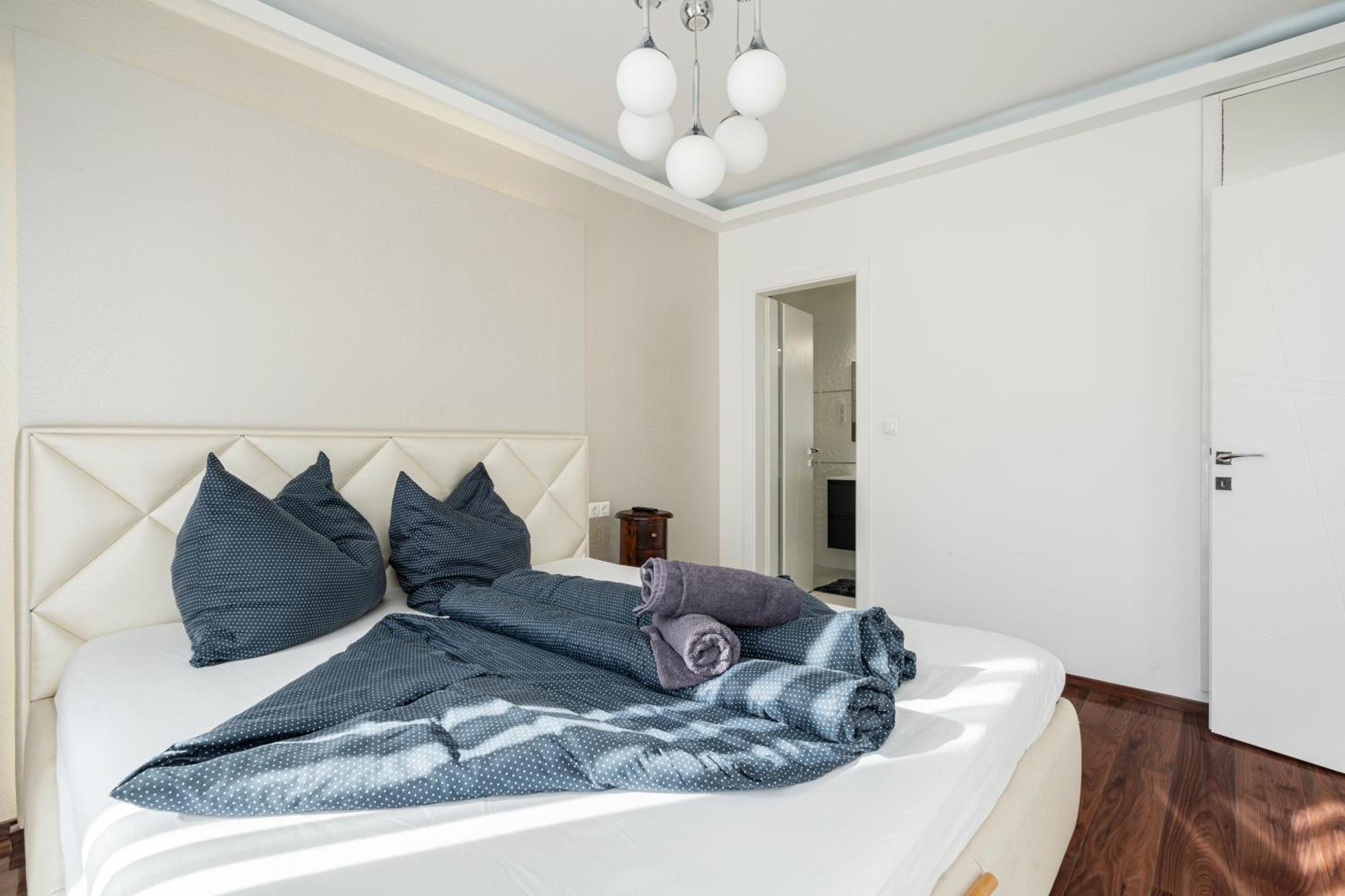 Kiraly 44 Luxury Apartment With Free Parking Budapest Exterior photo